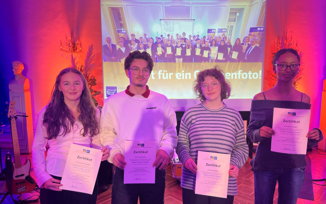 Frühstudium: Feierliche Zertifikatsverleihung